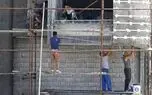 برج‌ها روی دوش کارگران بالا می‌روند!