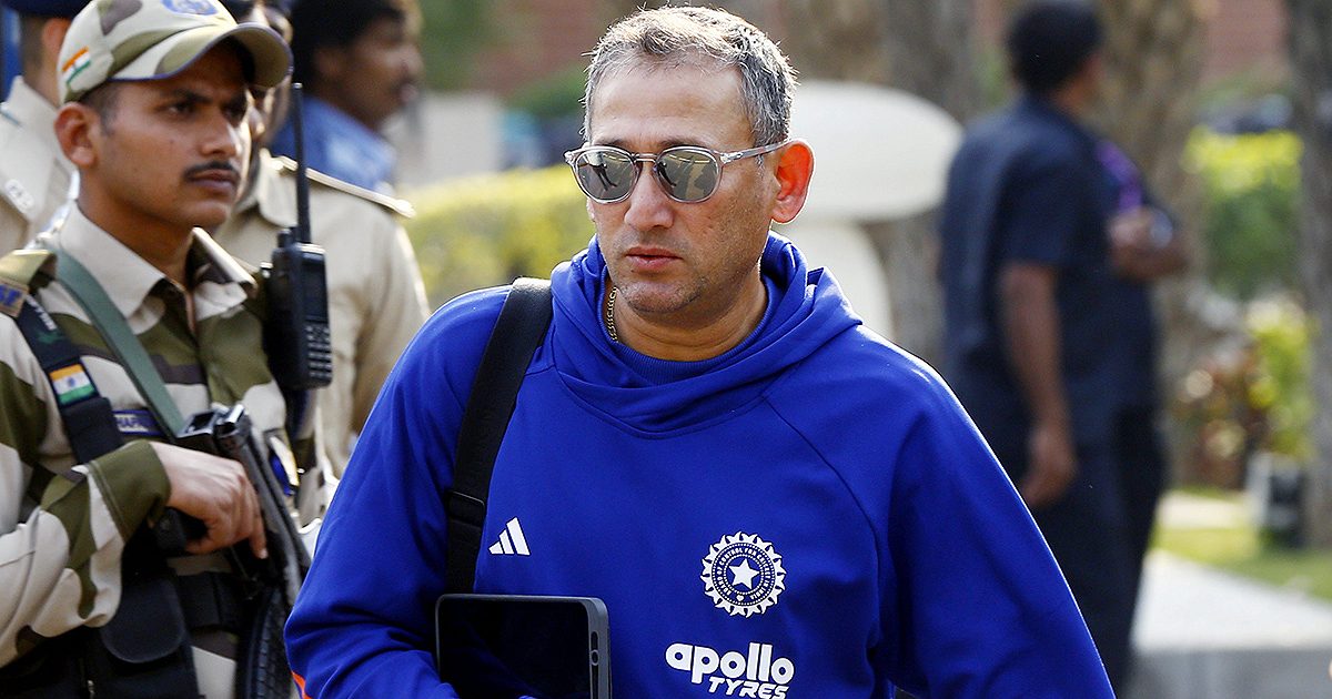 Agarkar غایب به عنوان BCCI بررسی شکست انگلستان، ایرلند. تمدید تصدی هنوز مشخص نیست