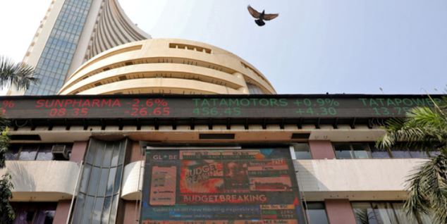Sensex 532 امتیاز پرش می کند، Nifty پس از 4 روز باخت جهش می کند