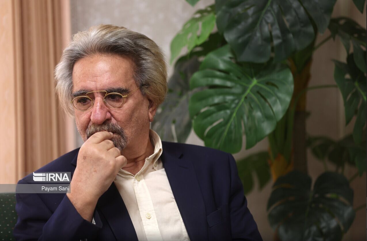 مجمعالاضداد؛ تاملاتی انفسی در احوال علمی و اخلاقی بدیعالزمان فروزانفر