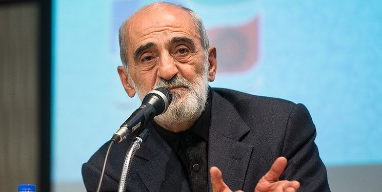 تداوم حملات حسین شریعتمداری؛ این بار نوبت به سخنگوی دولت رسید/ آتش زننده سطل آشغال، فرزند ملت نیست