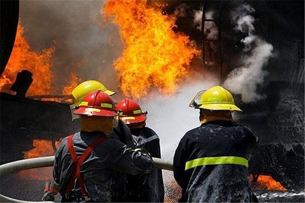 آتشسوزی در سونا خشک یک استخر در کاشان مهار شد