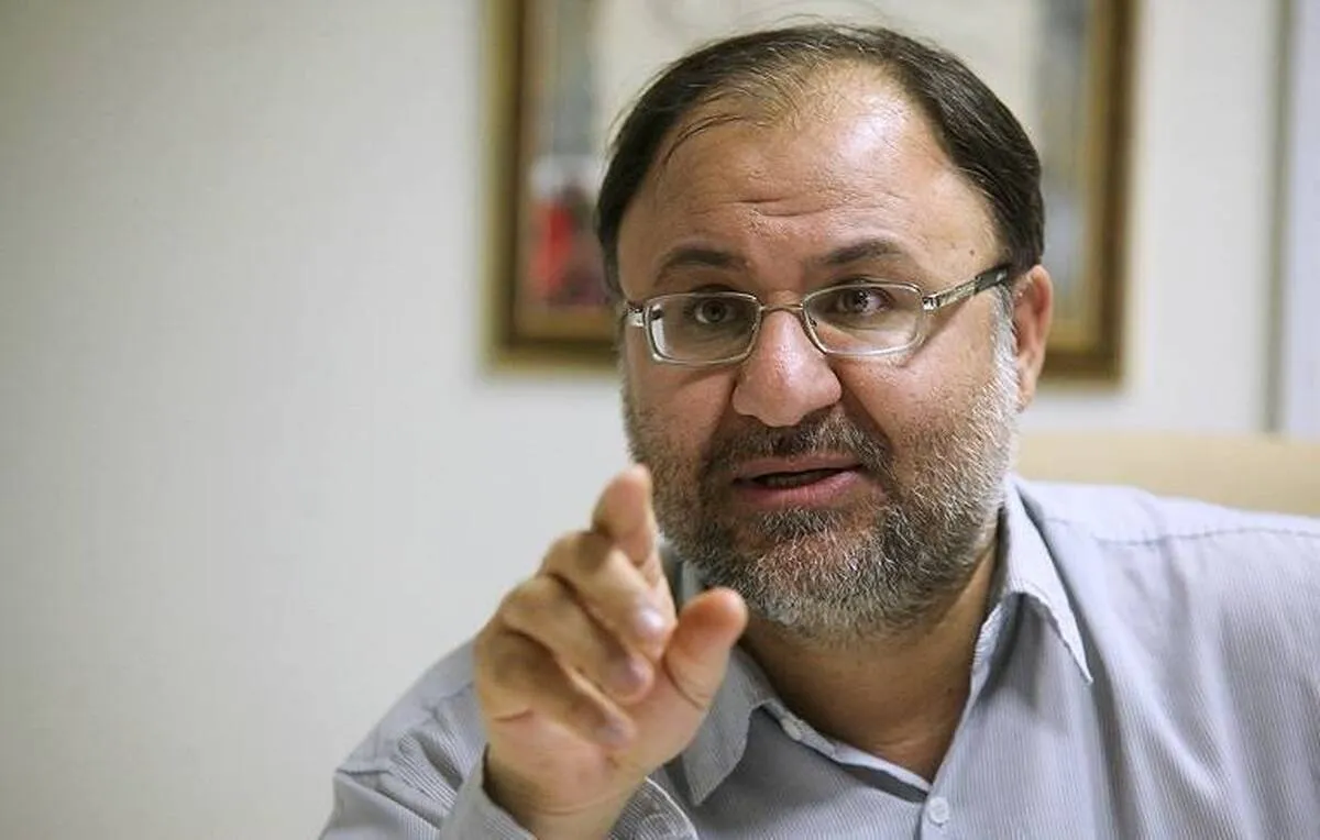 انتقال نفت از خلیج‌فارس با خط لوله با واقعیت جغرافیایی سازگار نیست / مگر می‌شود از خلیج فارس تا چین و ژاپن و کره خط لوله کشید؟ / خط لوله را هیچ‌کس تا الان استفاده نکرده