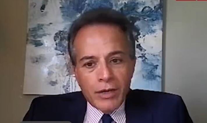 تحلیلگر سیاسی بی‌بی‌سی: هزینه جنگ و گرانی بنزین، مردم آمریکا را تحت فشار زیادی قرار داده است