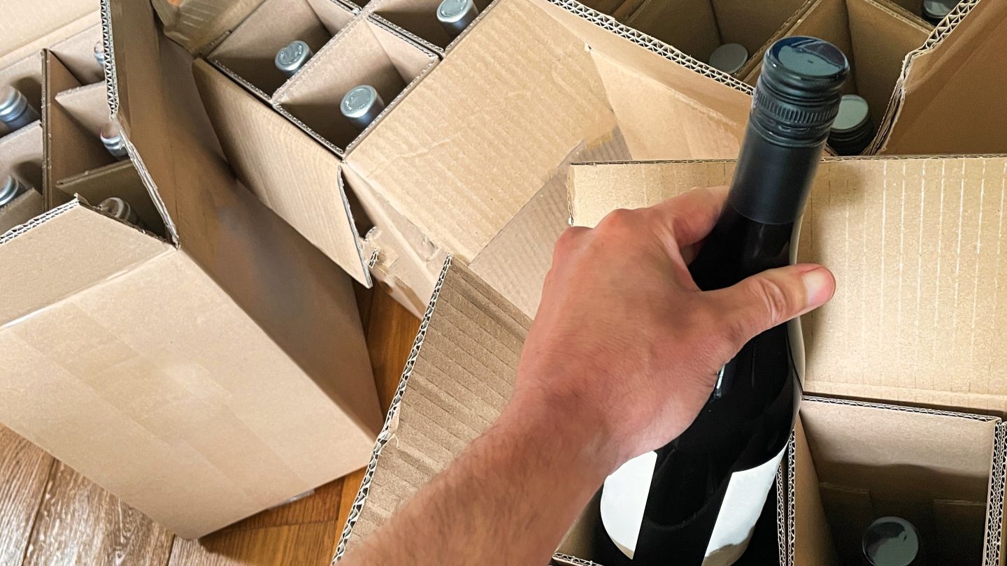 Compagnia del Gusto شرکت تحویل شراب Winelivery را خریداری کرد