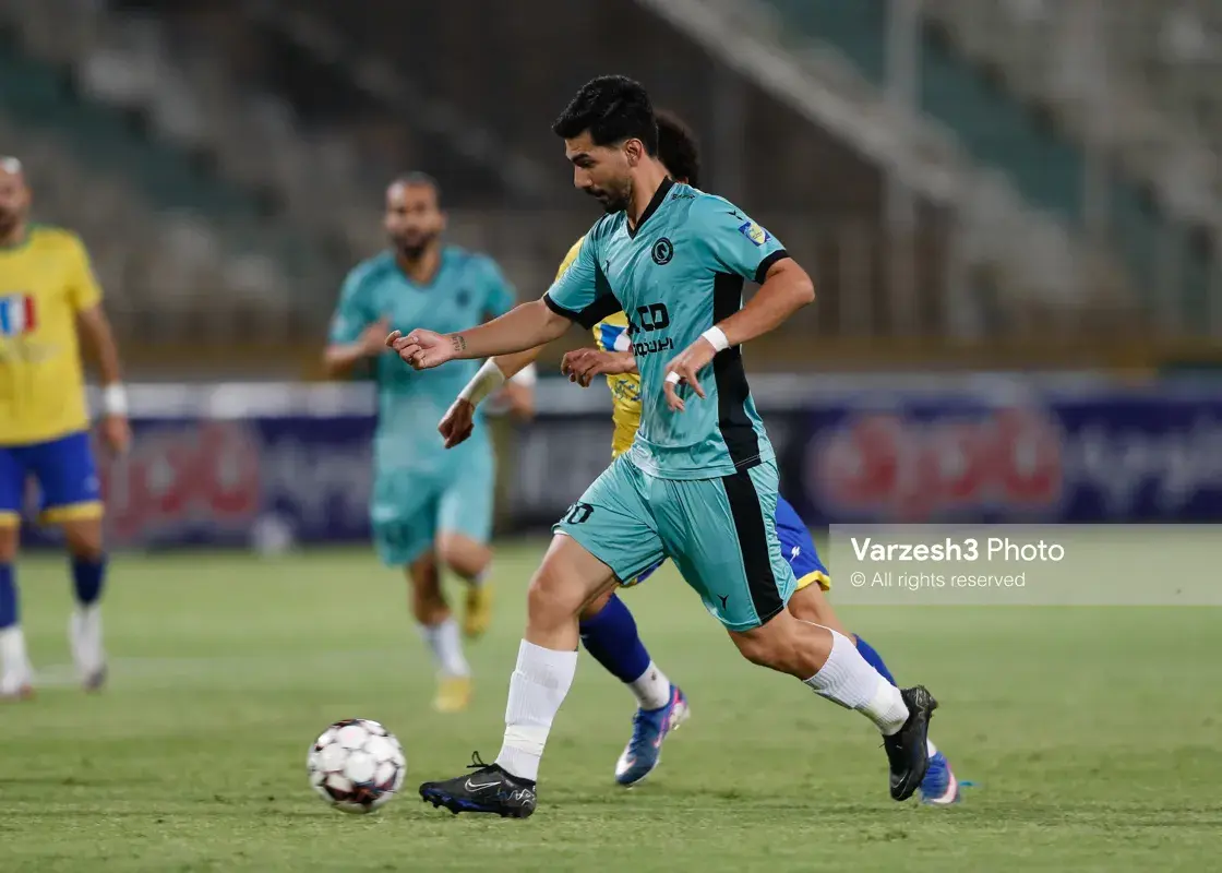 ستاره پرسپولیسی آماده نبرد با استقلال (عکس)