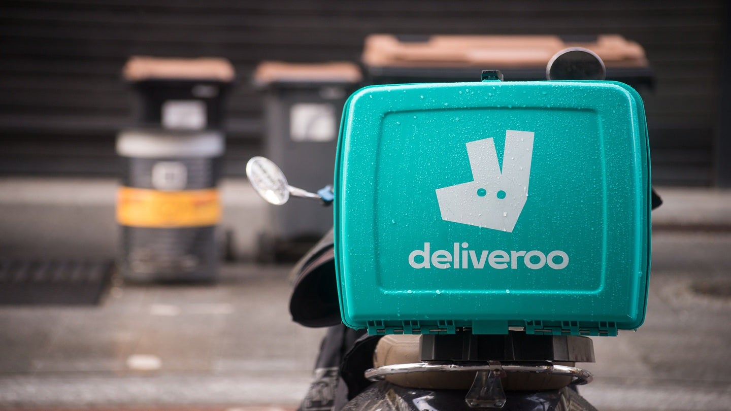 Pho همکاری تحویل بریتانیا را با Deliveroo گسترش می دهد