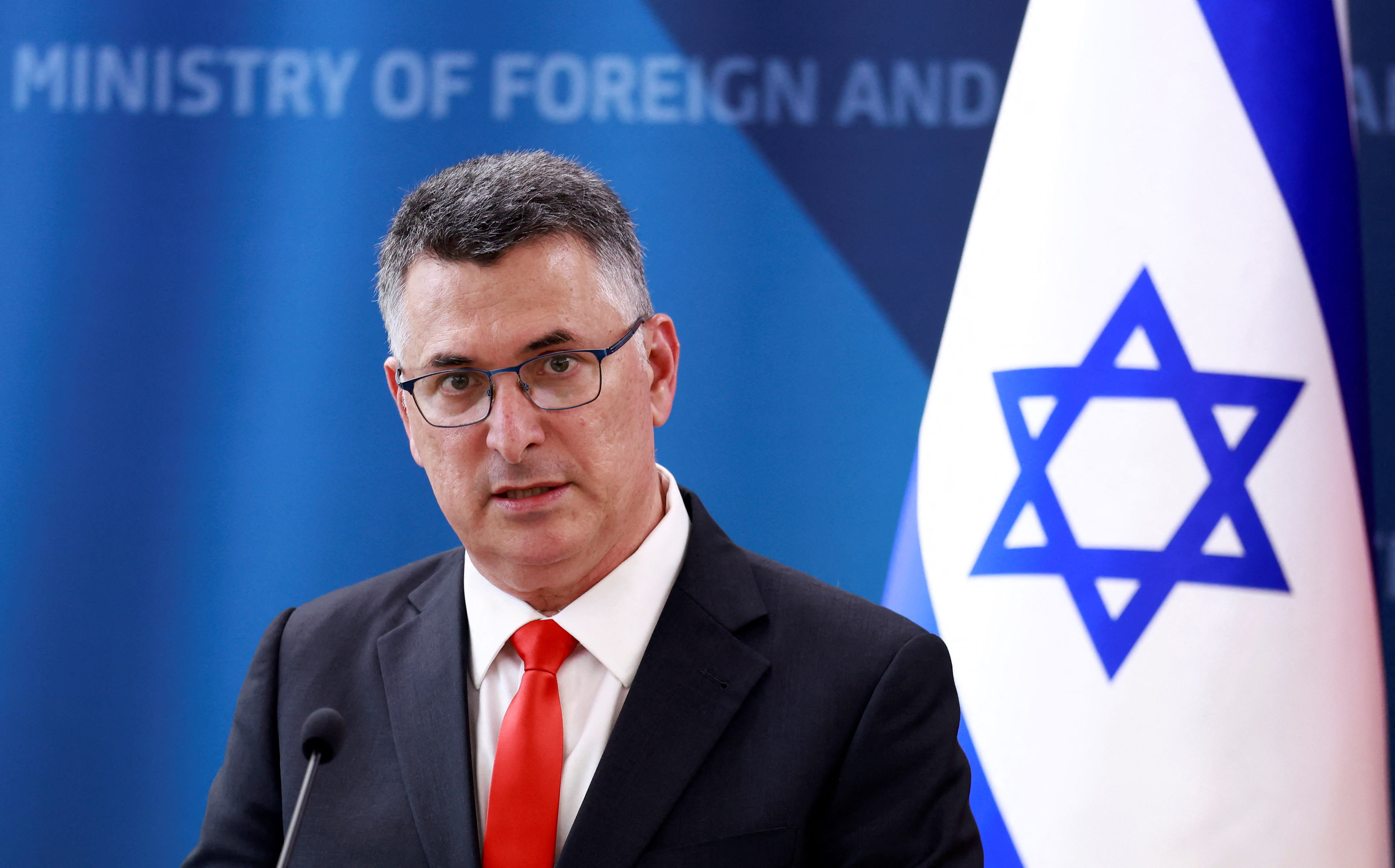 ساعار تایید کرد که اسرائیل در سفر به اسلوونی، فلسطینیان را از نوار غزه اخراج نخواهد کرد