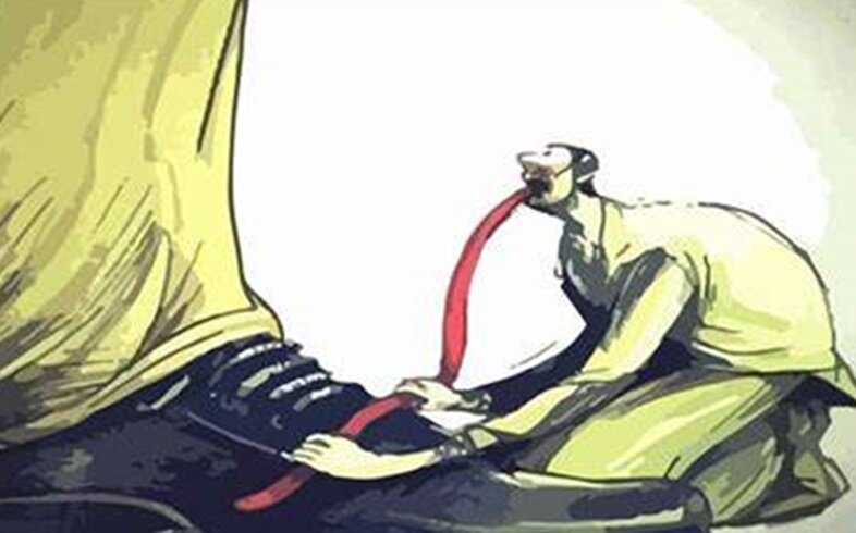 چگونگی قدرت گیری کیف کش ها و نگهبانان صندلی در عربستان/  راز صعود بی‌استعدادها در بوروکراسی/ آیا شایستگی مرده؟ چاپلوسی تنها نردبان ارتقای سازمانی؟