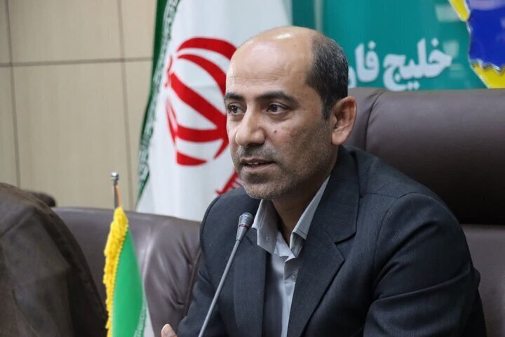 فرماندار دشتی: والدین بی سواد دانشآموزان شناسایی و باسواد شوند