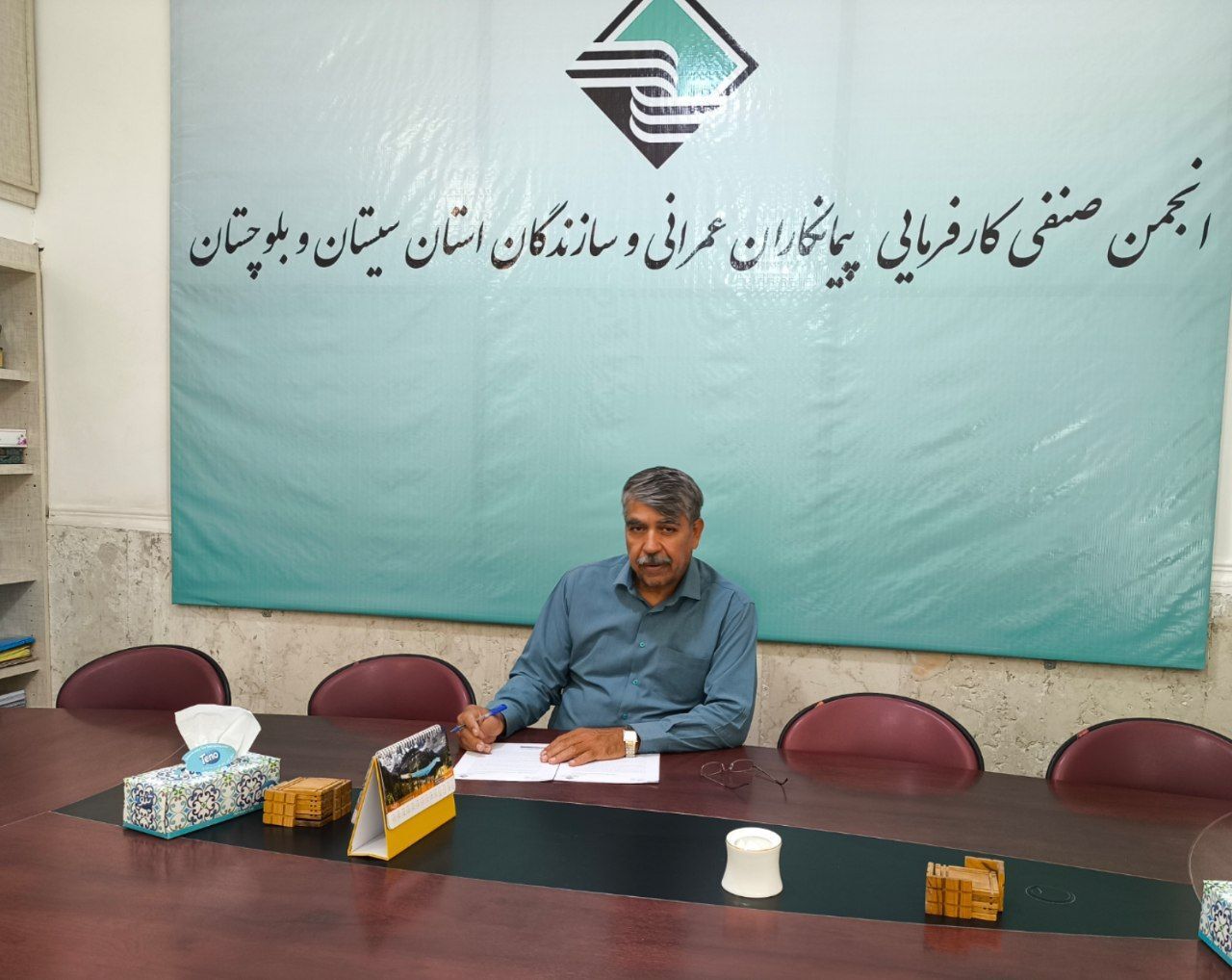 توسعه پایدار سیستان و بلوچستان از مسیر توانمندسازی پیمانکاران بومی میگذرد