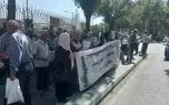 راهپیمایی بازنشستگان فولاد در شهر اصفهان/ به وضعیت بیمه‌های درمانی و متناسب‌سازی معترضیم