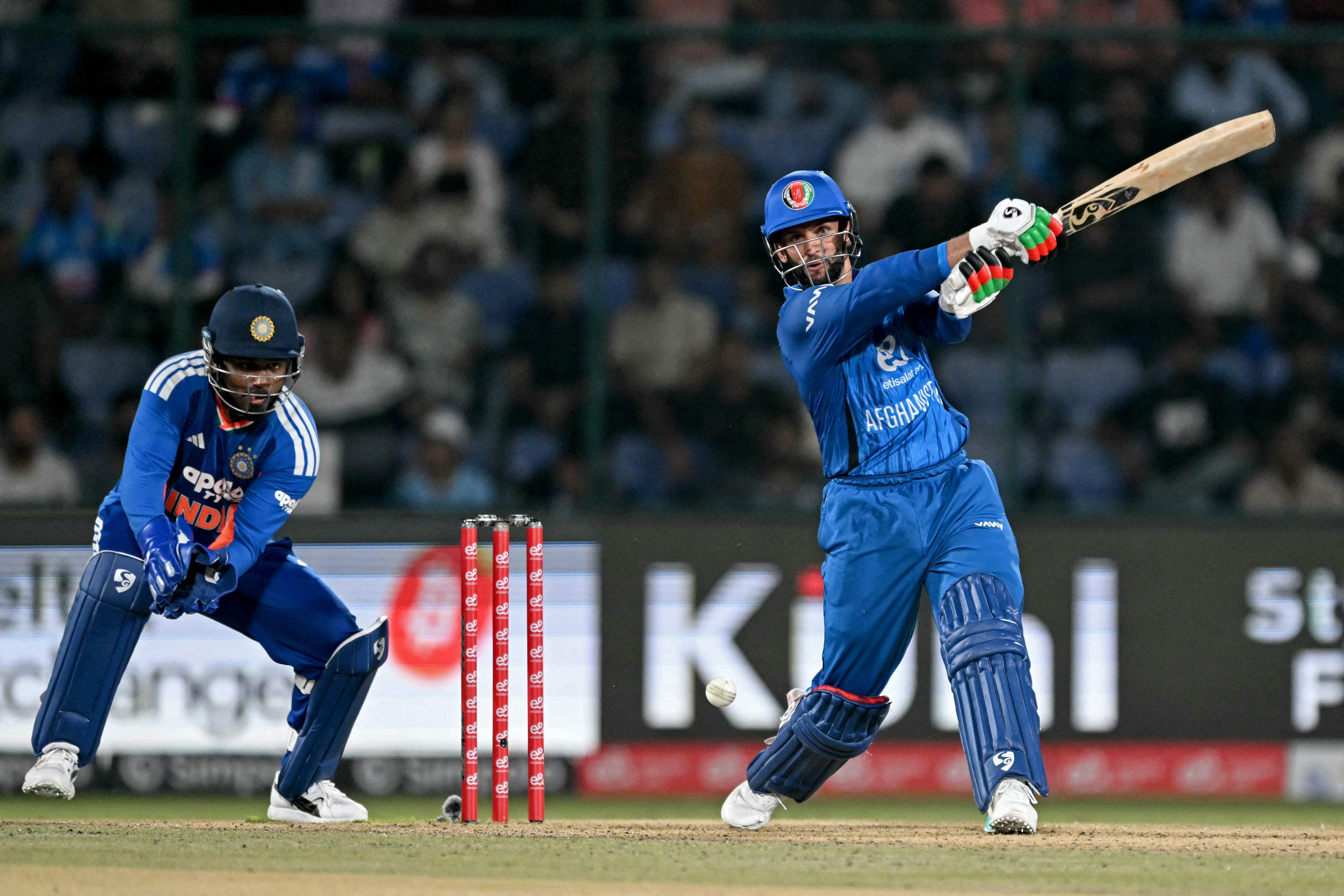 افغانستان پست 156/8 پس از هند انتخاب کاسه در T20I Opener