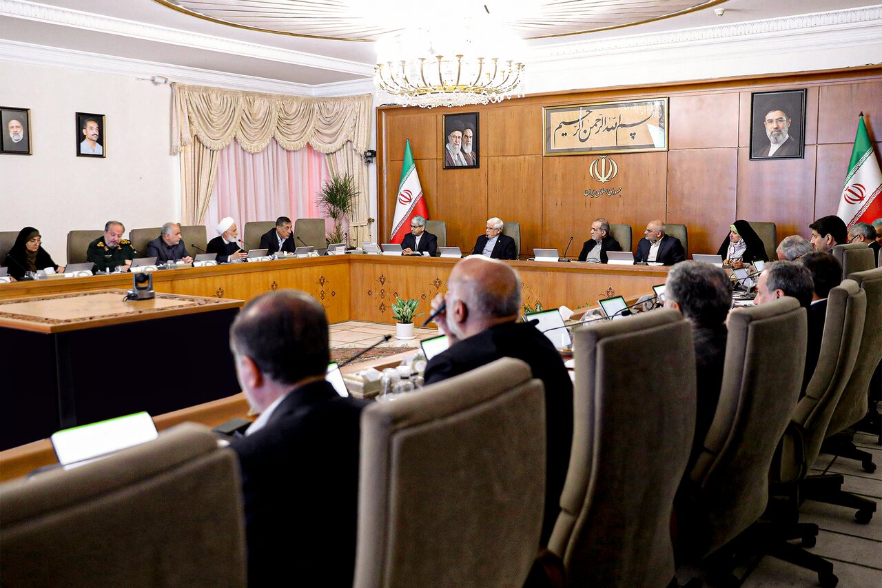 انتشار گزارش تفصیلی تحلیل عملکرد ۲ ساله دولت چهاردهم توسط دفتر هیأت دولت