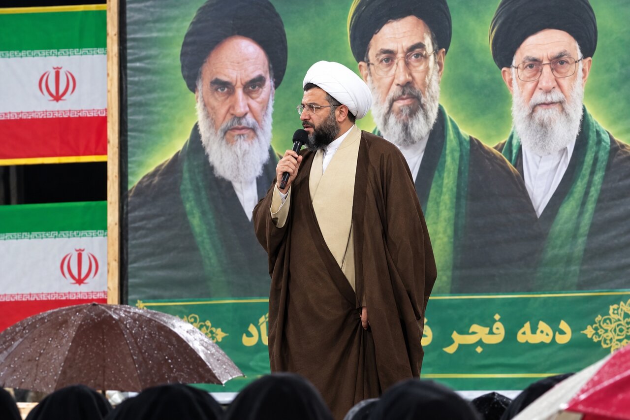 حجت الاسلام کهنسال: جوانان سنگر اصلی مقابله با جنگ نرم دشمن هستند