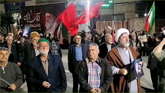 حضور با شکوه مردم دیباج در میدان مقاومت + فیلم