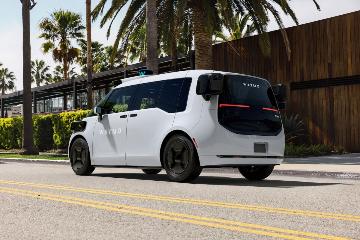 Waymo سرویس روباتاکسی را در لاس وگاس افتتاح کرد
