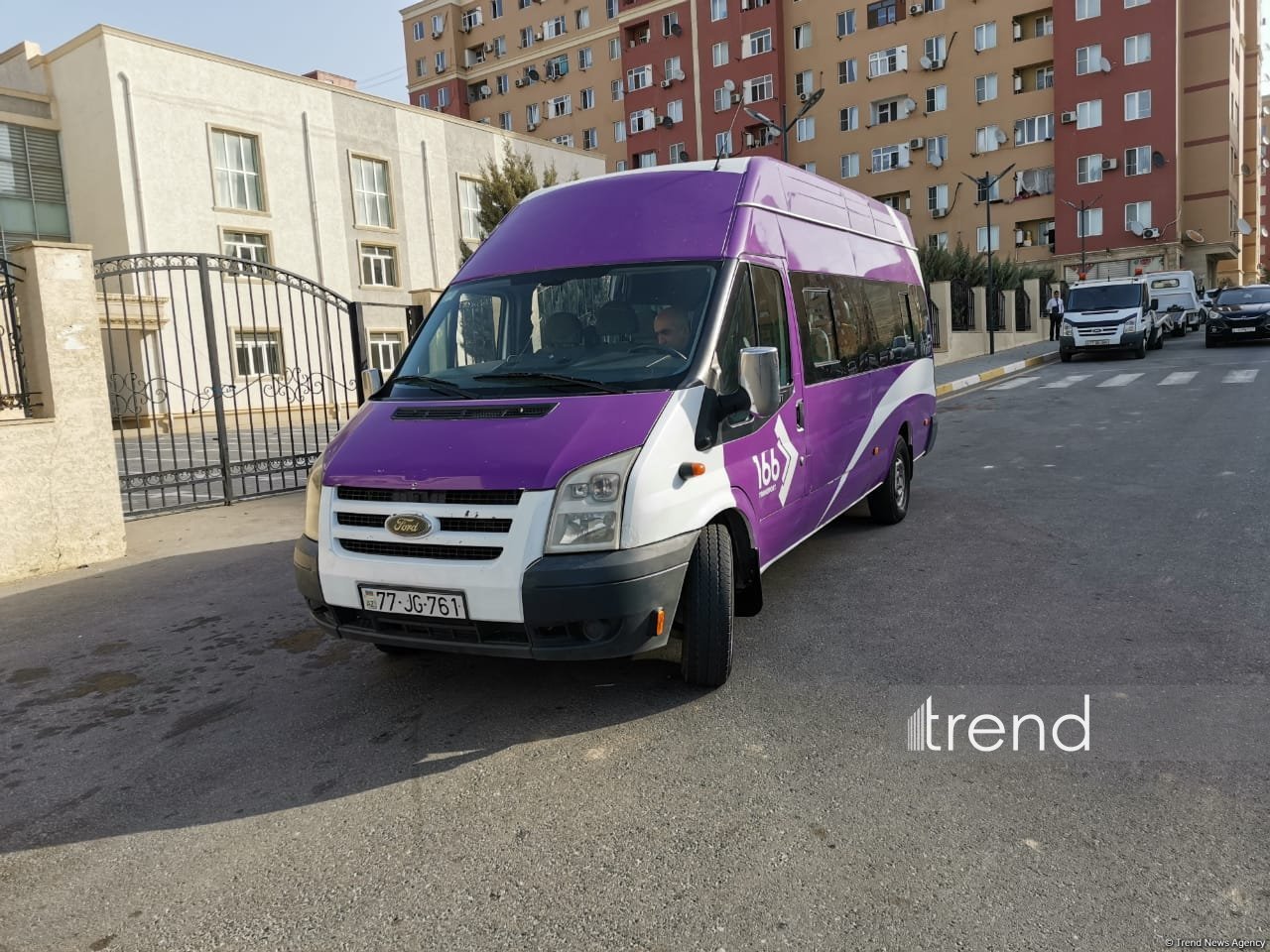 بازگشت آوارگان سابق به خوجاوند آذربایجان، بازار گیرمیزی، گزیخیرمان