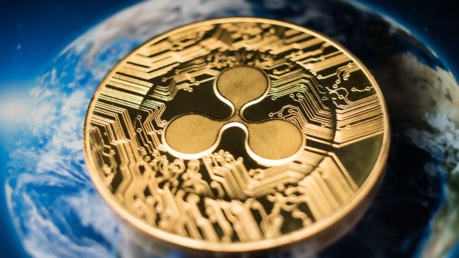 XRP از بیت کوین سبقت گرفت، ETH با افزایش 350 درصدی فعالیت گزینه‌ها.