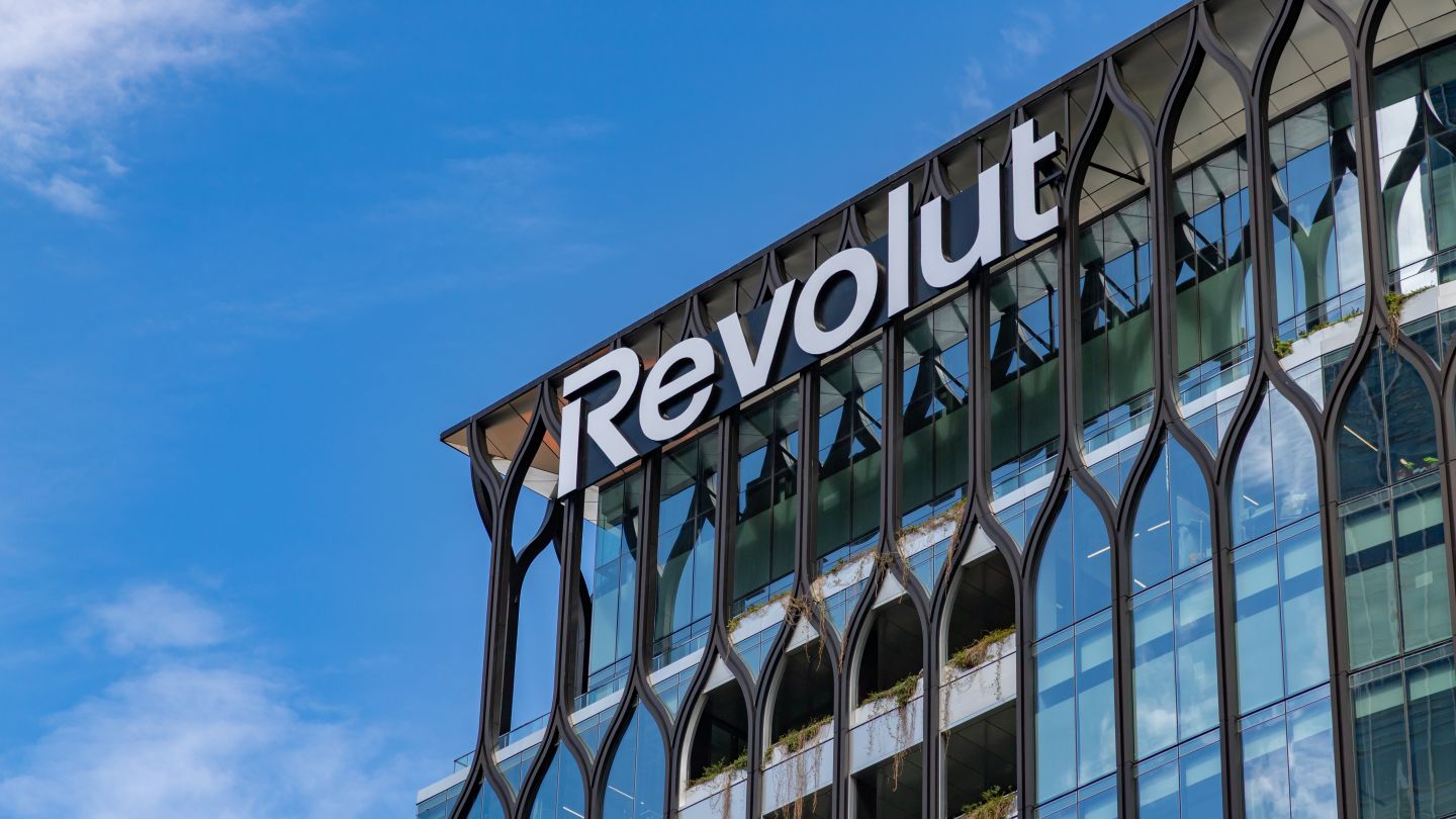 Revolut مجوز بانکداری کلمبیا را دریافت می کند و برای تأیید سوئیس پرونده می کند