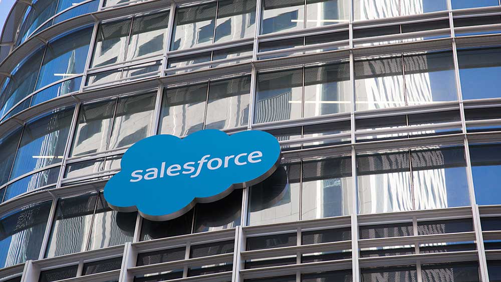 سقوط سهام Salesforce قبل از جلسه توجیهی سرمایه گذار در میان قطع سیستم