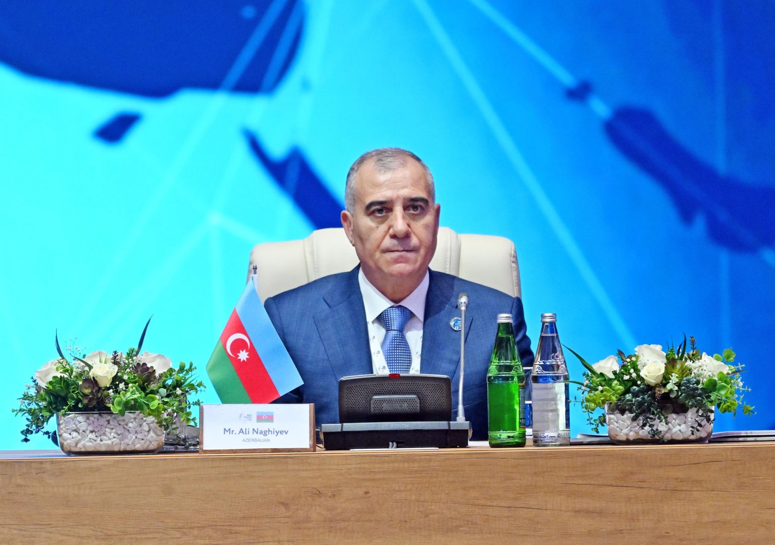 عضوگیری از شهروندان به عنوان مزدور برای عملیات نظامی به طور جدی محیط امنیتی را تهدید می کند - رئیس SSS