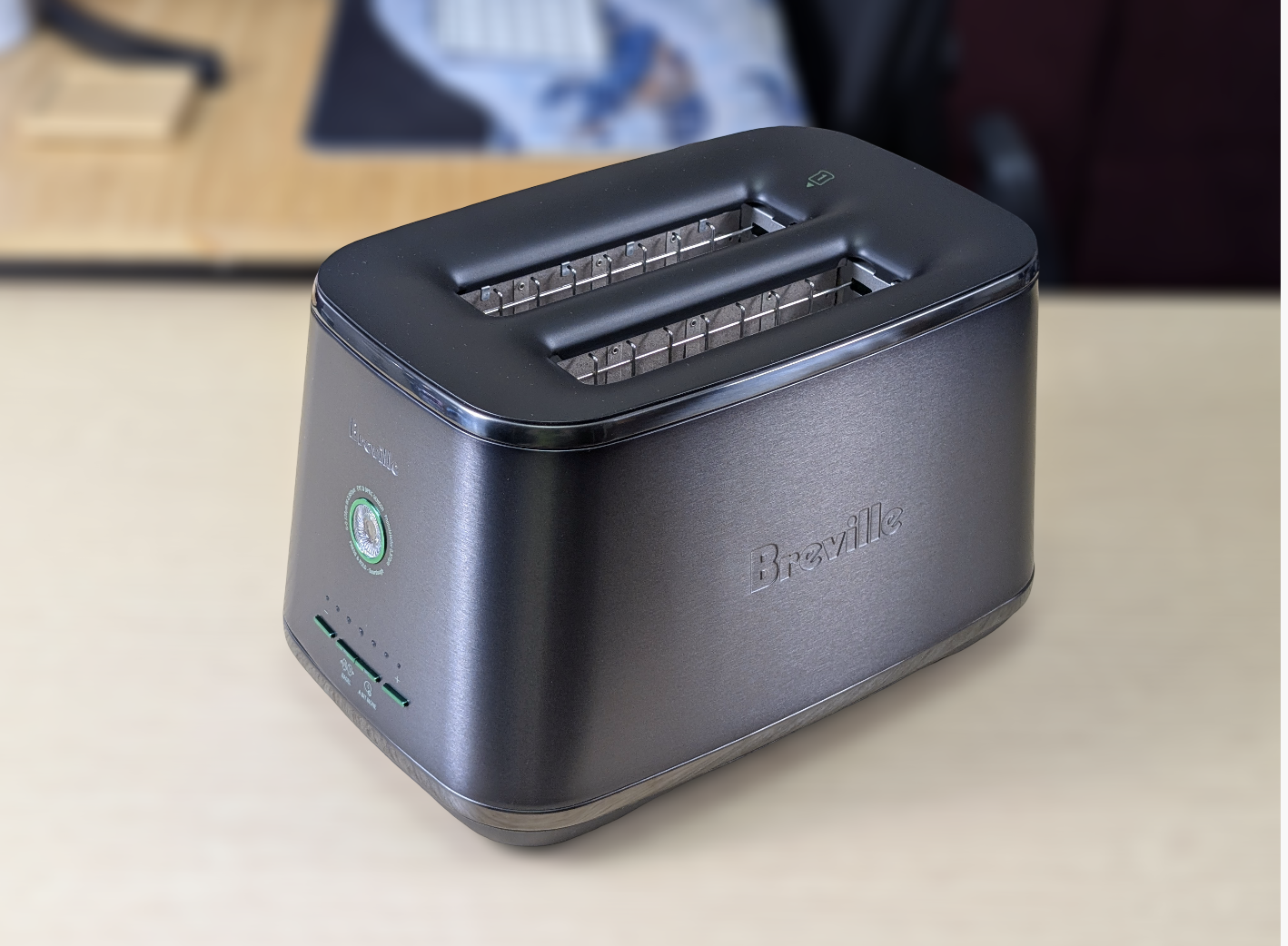 Breville’s Eye Q از سنسور نوری برای نان تست بی عیب و نقص استفاده می کند. اینجا نقد من است