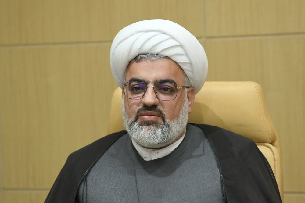 جامعه منتظر، جامعه انسانهای پای کار است