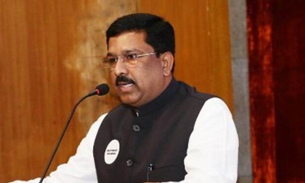 ردیف سیاسی پردیس: کنگره از اعلان رویداد تولد PM Modi IIM Jammu انتقاد کرد