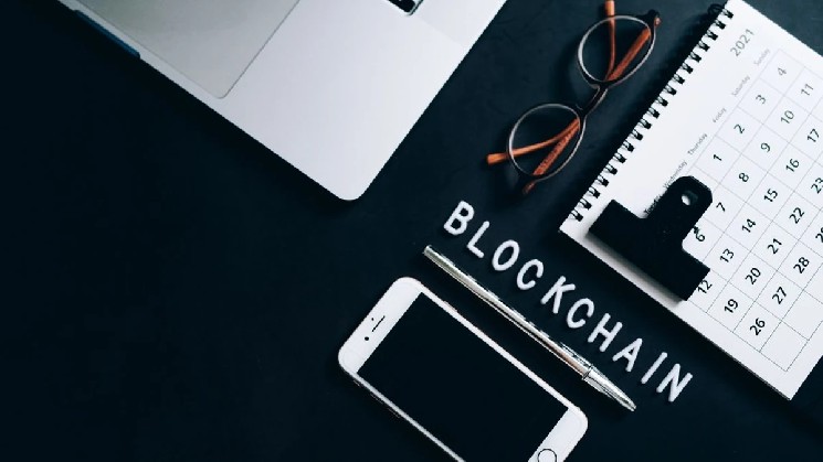 Coinbase از 1 میلیارد دلار در حجم معاملات DEX برای Tokenized فراتر رفت
