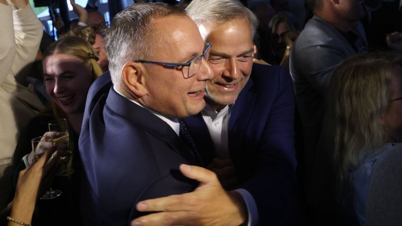 نظرسنجیها نشان میدهد که AfD آلمان در شبی سخت برای حزب حاکم در ایالت شمال شرقی پیروز میشود.