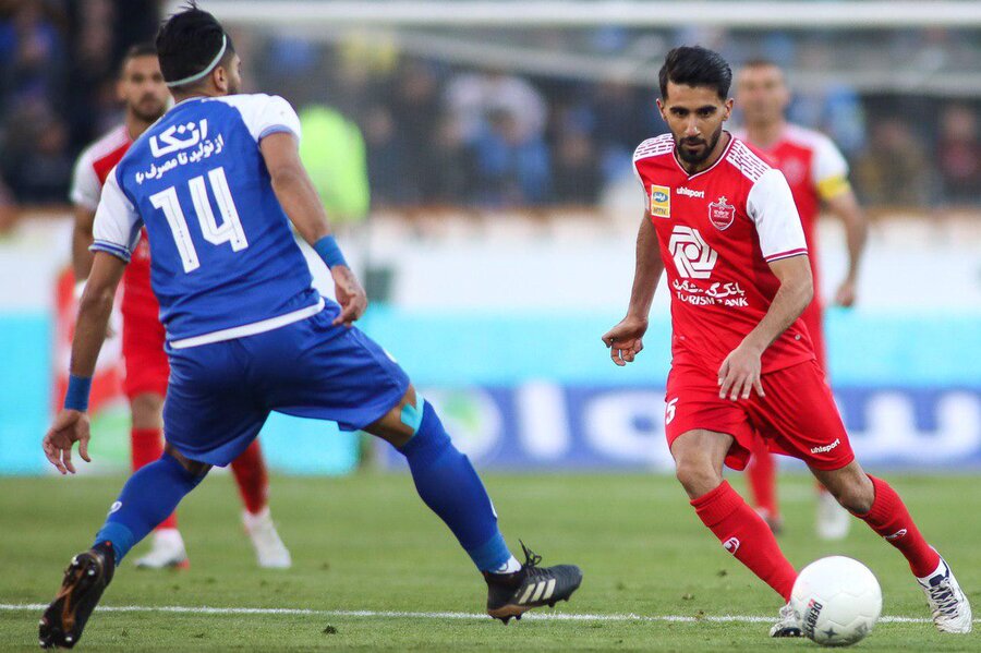 بازیکن محبوب: تمدید نمی کنم و منتظر پیشنهاد پرسپولیس و بازگشت به ایرانم