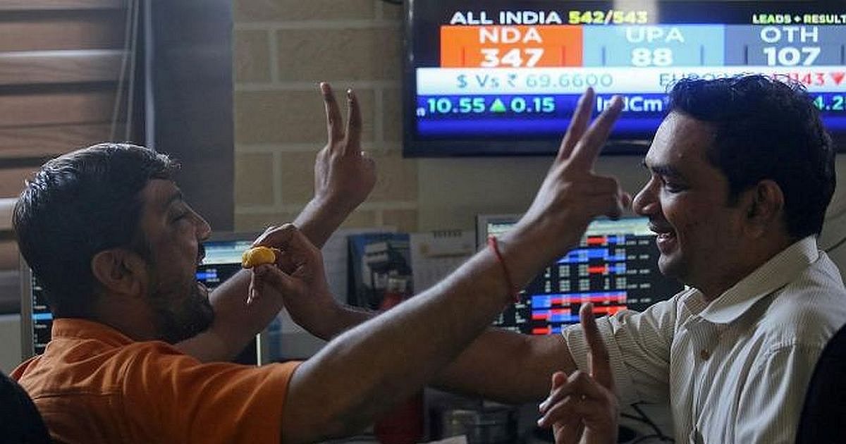 جهش 564 امتیازی Sensex، تظاهرات خوب در کاهش قیمت نفت، ورودی صندوق های خارجی