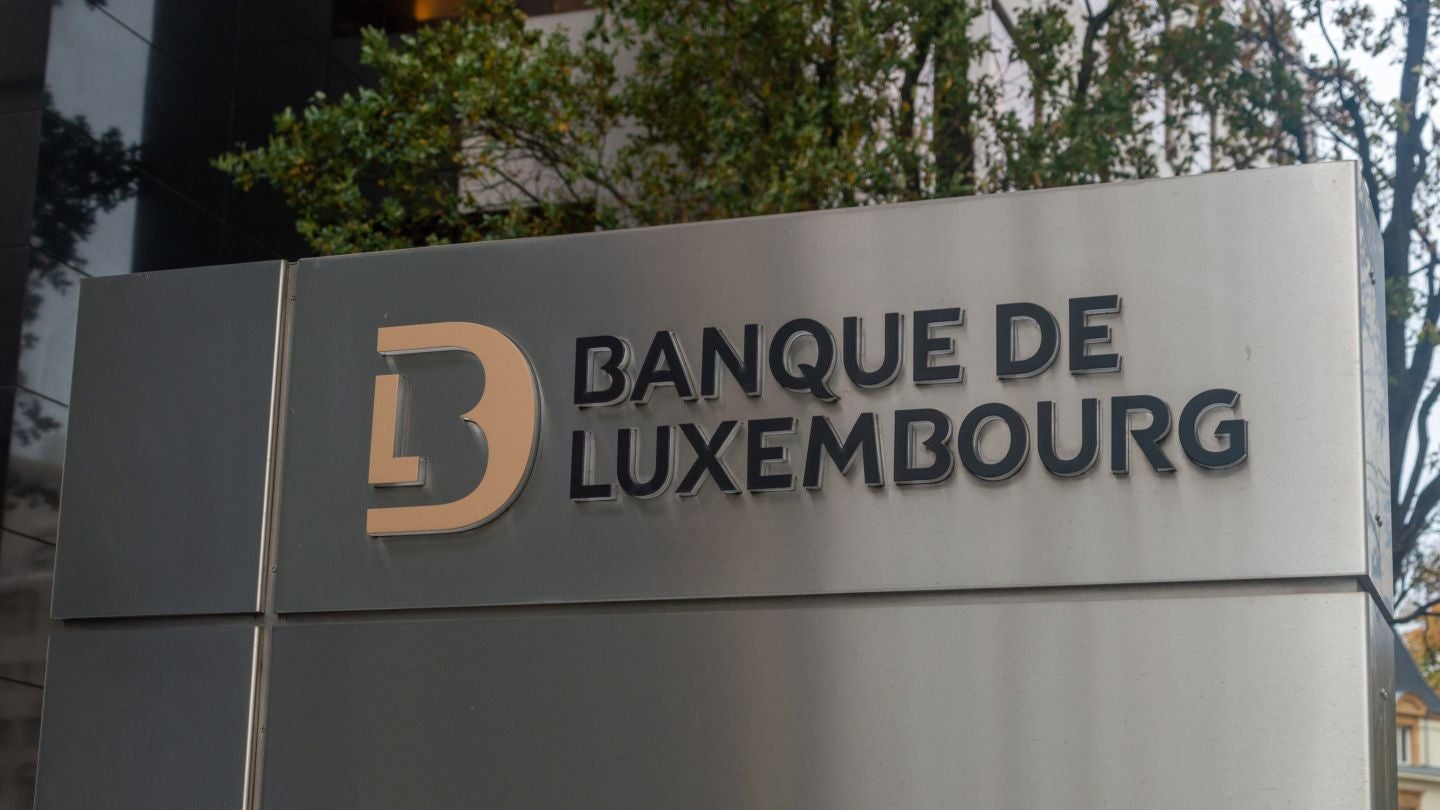 Legend فروش Banque Internationale à Luxembourg را راه اندازی کرد - گزارش