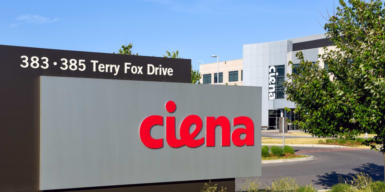 چرا این تنگنا هوش مصنوعی به این معنی است که سهام Ciena دارای 58٪ صعودی است
