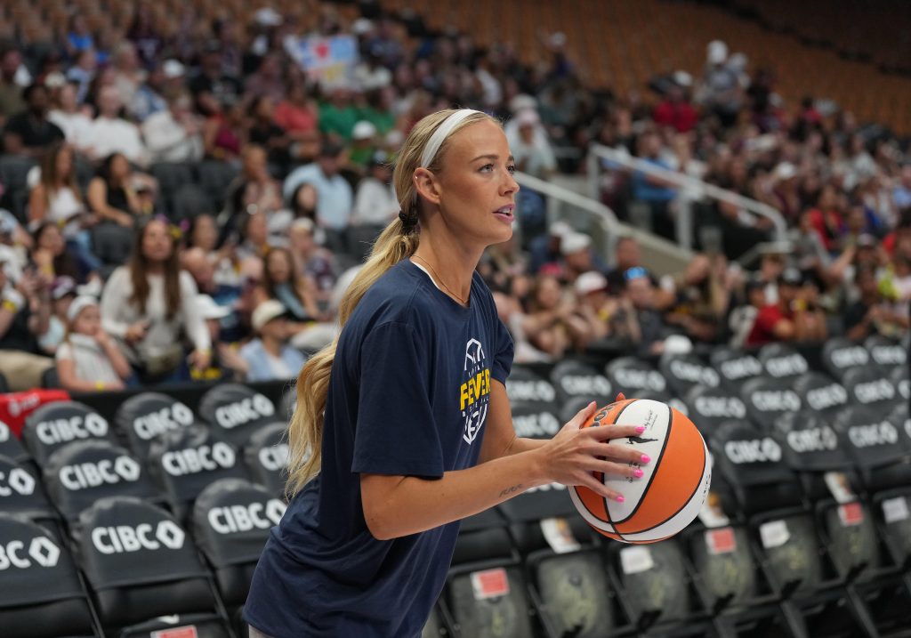 "احتمال وجود دارد که او در لیگ سال آینده نباشد": تحلیلگر WNBA درباره آینده سوفی کانینگهام پیش بینی جسورانه ای می کند