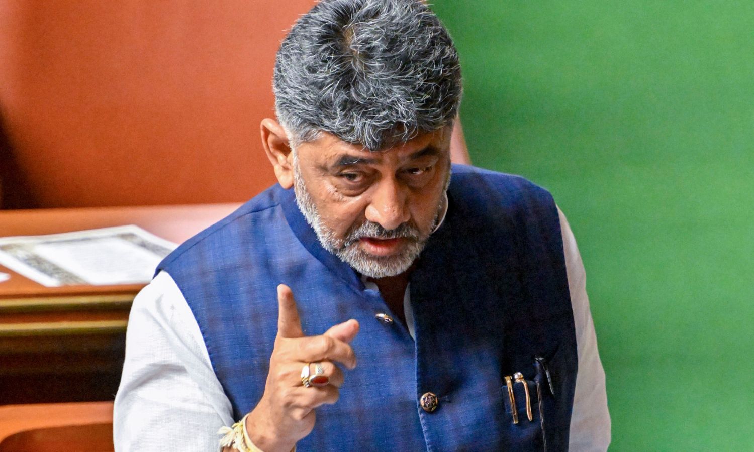 به دولت ایالتی بسپارید: DK Shivakumar در مورد HC Naming KPSC Probe SIT Lead