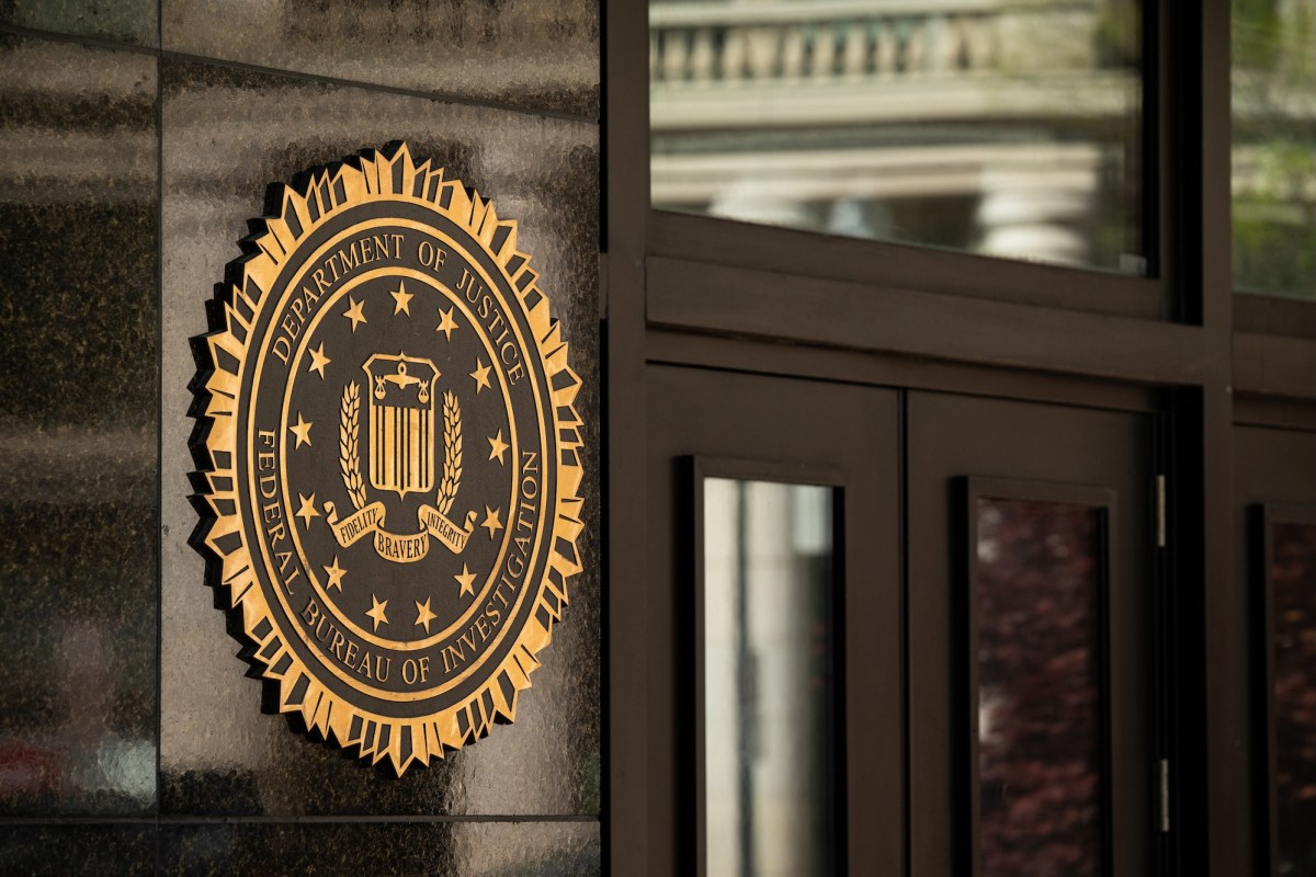 گروه هک ShinyHunters مدعی است که FBI را نقض کرده، اطلاعات ماموران و متقاضیان را به سرقت برده است.