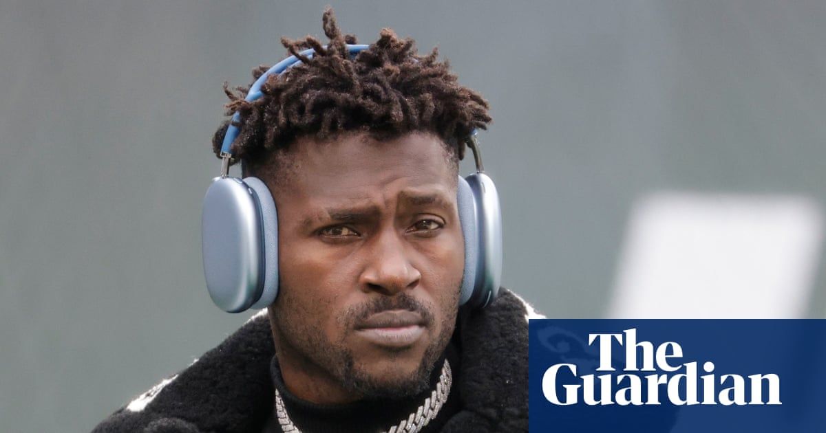 آنتونیو براون، ستاره سابق NFL، از احتمال 30 سال حبس با توافقنامه خودداری می کند