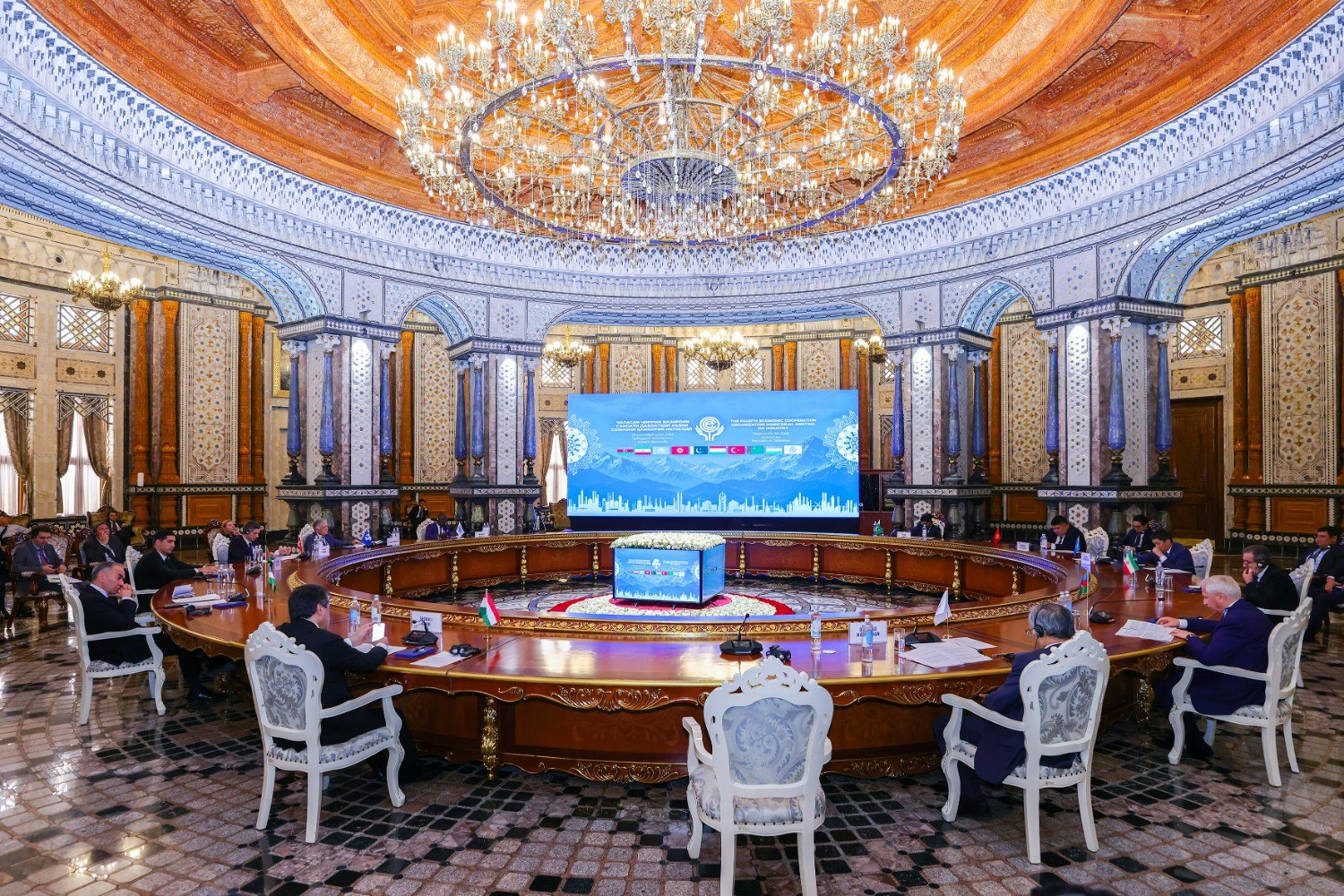 شرکت آذربایجان در چهارمین اجلاس وزیران اکو در زمینه صنعت (عکس)