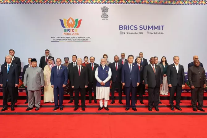 چرا BRICS با وجود اختلافات عمیق در بقای خود موفق می شود؟