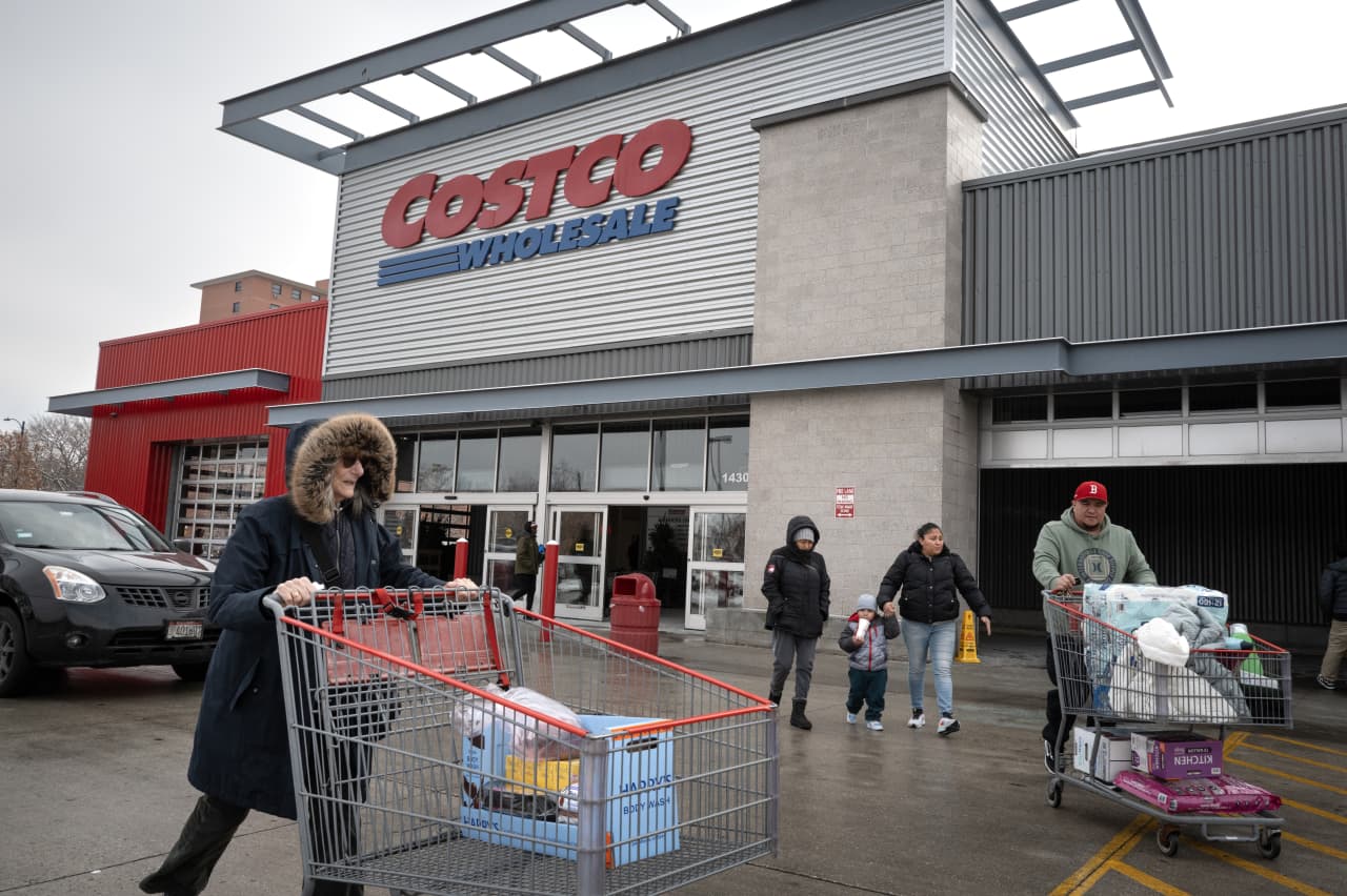 درآمد Costco به لطف بازپرداخت تعرفه ها، انتظارات را شکست داد