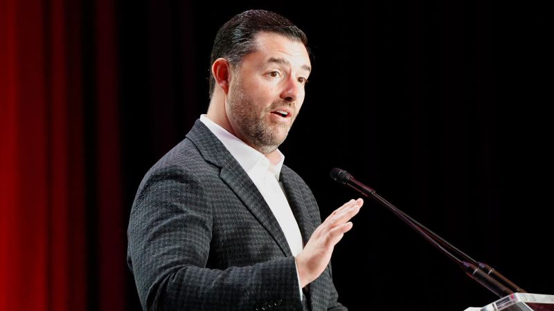 جد یورک، مالک 49ers، پس از دستگیری در فحشا، 6 بازی محروم شد
