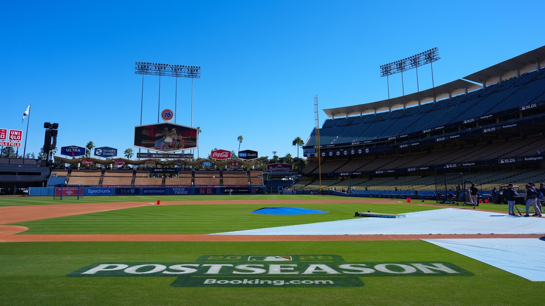 بازی Dodgers vs Braves 1 در میان داغ‌ترین بازی‌های تاریخ پلی‌آف MLB در میان هوای سوزان LA