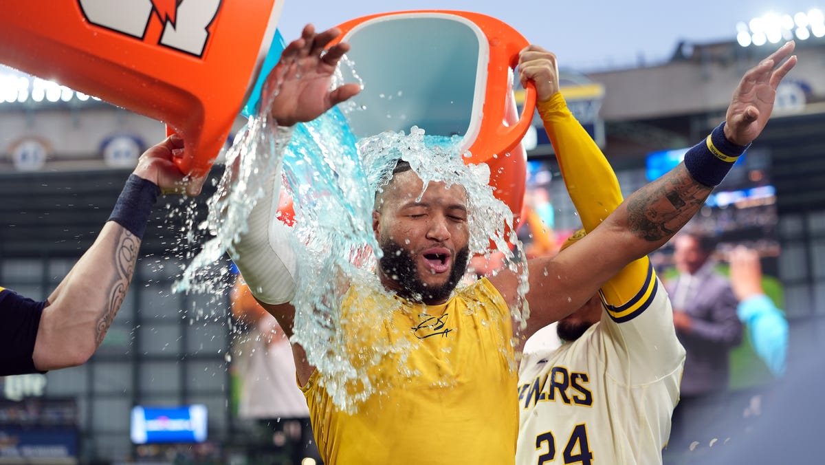 Brewers پادرس را با حرکت دراماتیک NLDS در برابر آس نزدیکتر متحیر می کند