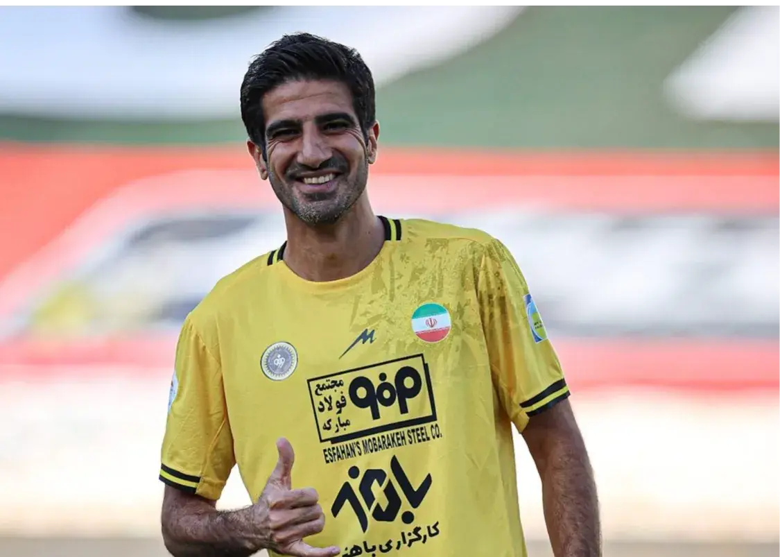 4 میلیارد و ششصد/ آخرین درآمد وینگر مشهور از لیگ ایران