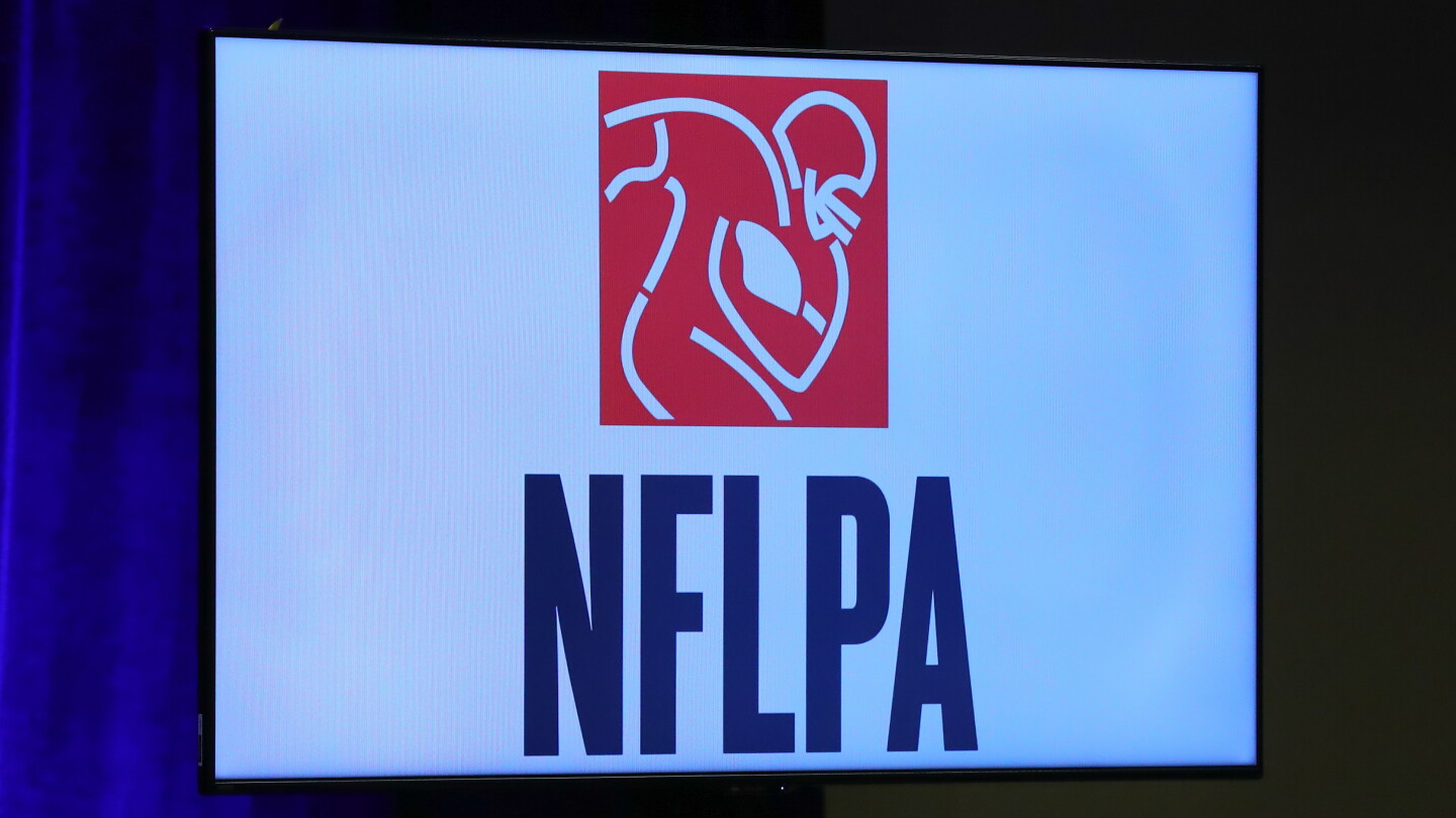 NFLPA خواستار "تحقیق کامل" در مورد وضعیت Jalen Hurts است