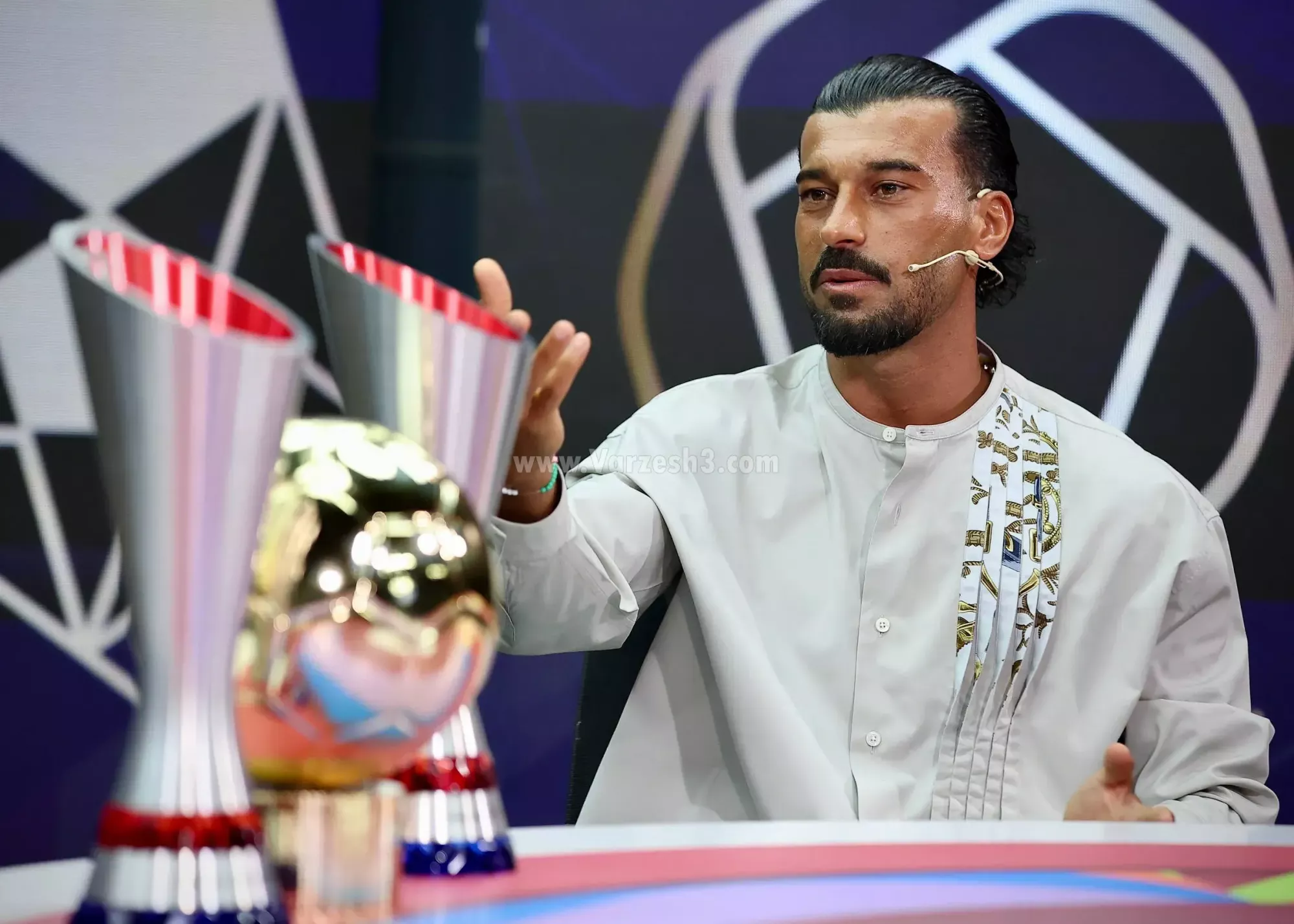در آستانه پرسپولیس-فولاد لیگ بیست و ششم:/ دلمان برای رامین رضاییان تنگ شد!